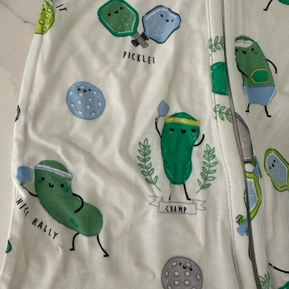 Angel Dear Zipper Footie Pajamas - Gender Neutral - NWT Bamboo - Picture 3 of 5